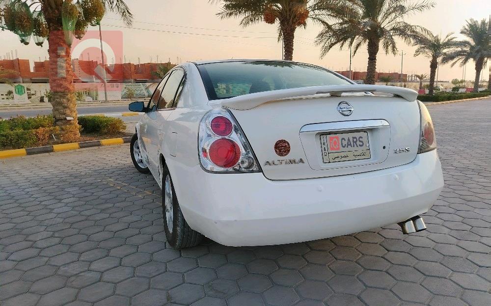 نیسان ئەلتیما